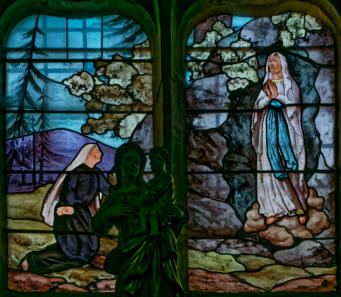 Apparition de la Vierge à Bernadette Soubirous